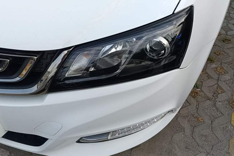 Used Geely Auto Emgrand 2017 Sedan Million Edition 1.5L Manual - Upward Version Left Front Headlight