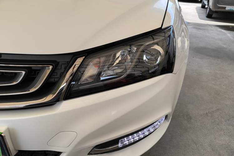 Used Geely Auto Emgrand 2017 Sedan Million Edition 1.5L Manual - Upward Version Left Front Headlight