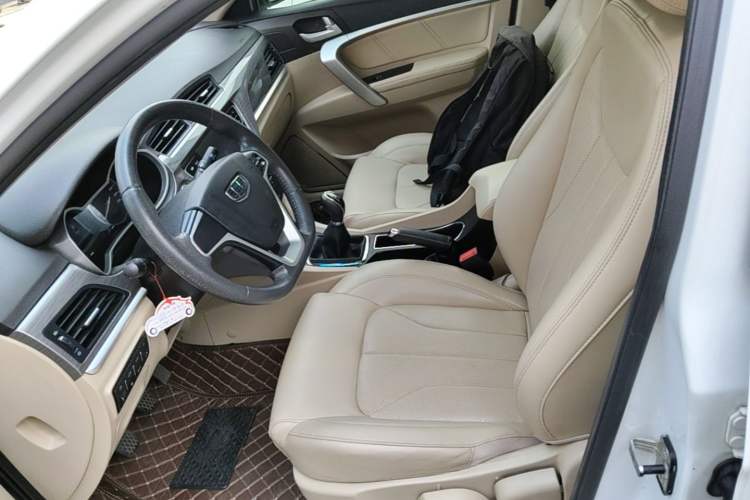 Used Geely Auto Emgrand 2017 Sedan Million Edition 1.5L Manual Luxury Model Left Front Seat