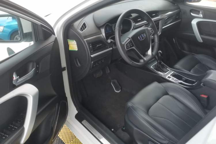 Used Geely Auto Emgrand 2017 Sedan Million Edition 1.5L CVT Upward Version Left Front Seat
