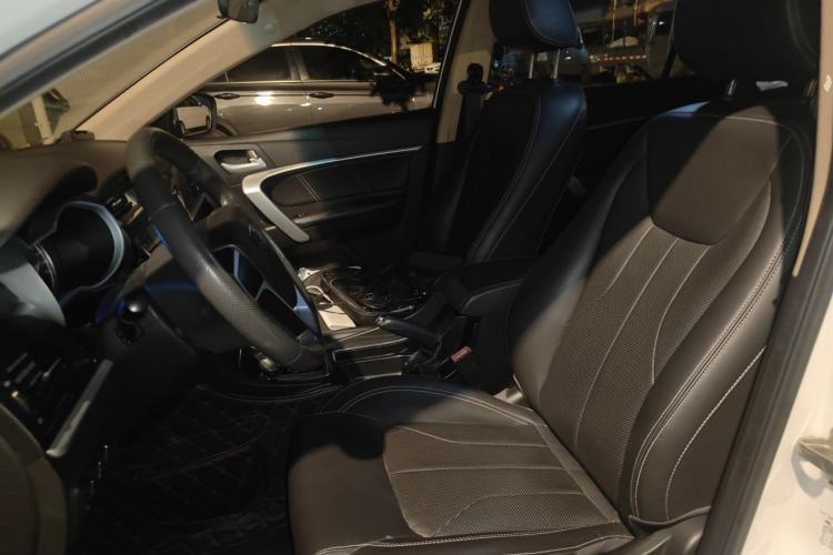 Used Geely Auto Emgrand 2017 Sedan Million Edition 1.5L Manual - Upward Version Left Front Seat