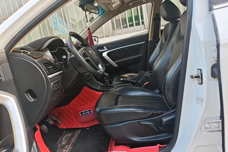 Used Geely Auto Emgrand 2017 Sedan Million Edition 1.3T Manual Top-Grade Version Left Front Seat
