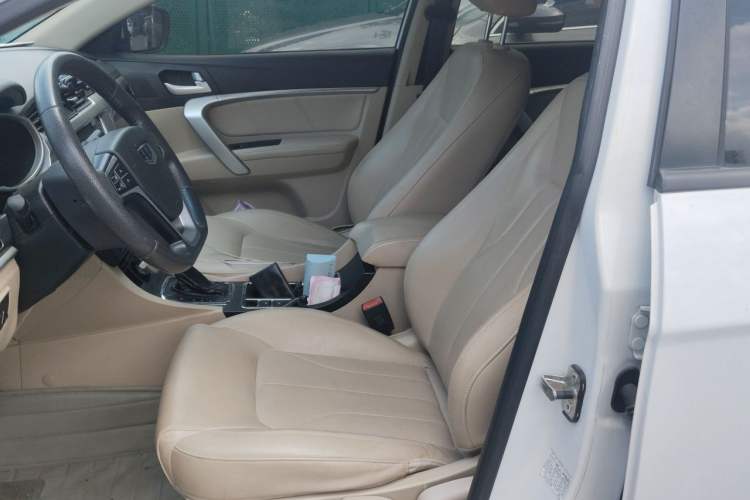 Used Geely Auto Emgrand 2017 Sedan Million Edition 1.5L CVT Luxury Model Left Front Seat