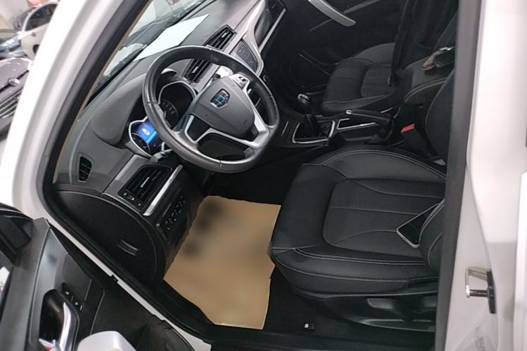 Used Geely Auto Emgrand 2017 Sedan Million Edition 1.5L Manual Upward Connect Version Left Front Seat