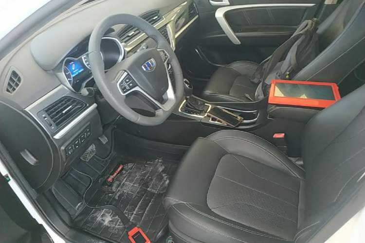 Used Geely Auto Emgrand 2017 Sedan Million Edition 1.5L CVT Upward Version Left Front Seat