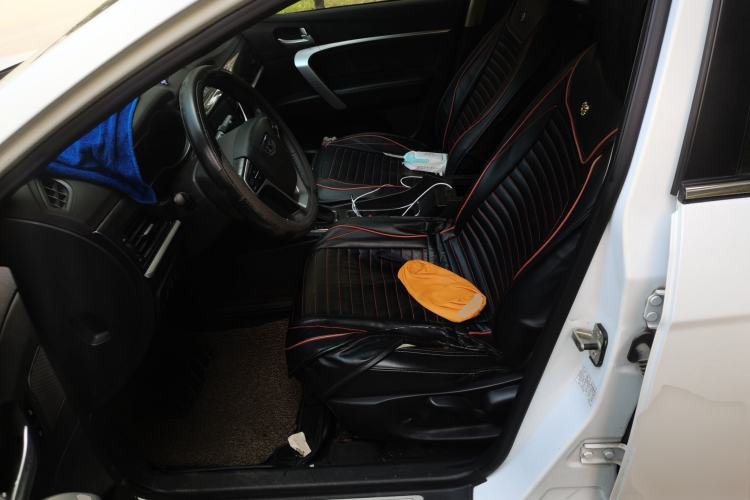 Used Geely Auto Emgrand 2017 Sedan Million Edition 1.5L CVT Upward Connectivity Version Left Front Seat