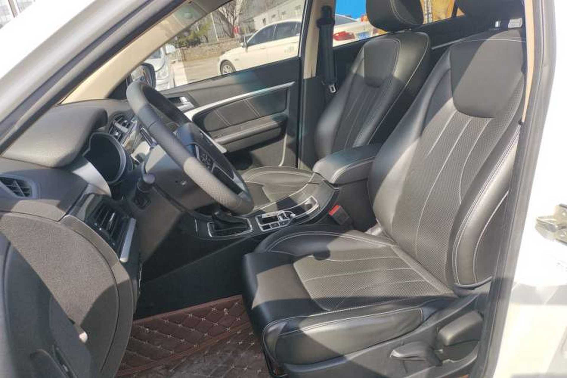 Used Geely Auto Emgrand 2017 Sedan Million Edition 1.5L CVT Upward Connectivity Version Left Front Seat