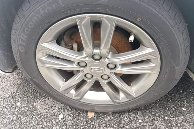 Used Geely Auto Emgrand 2017 Sedan Million Edition 1.5L Manual - Upward Version Left Front Wheel Hub