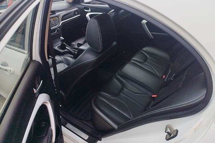 Used Geely Auto Emgrand 2017 Sedan Million Edition 1.5L Manual - Upward Version Left Rear Seat