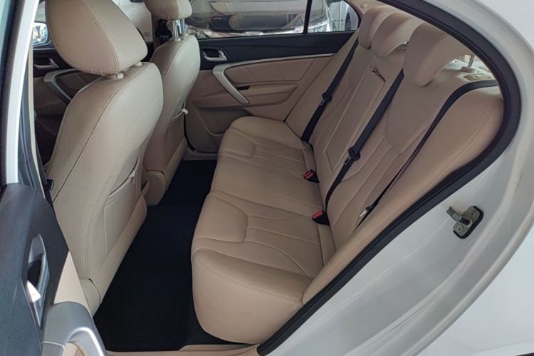 Used Geely Auto Emgrand 2017 Sedan Million Edition 1.5L CVT Luxury Model Left Rear Seat