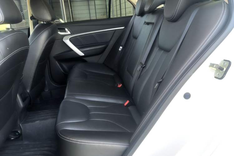 Used Geely Auto Emgrand 2017 Sedan Million Edition 1.5L Manual - Upward Version Left Rear Seat
