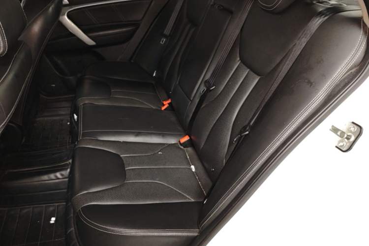 Used Geely Auto Emgrand 2017 Sedan Million Edition 1.5L CVT Upward Version Left Rear Seat