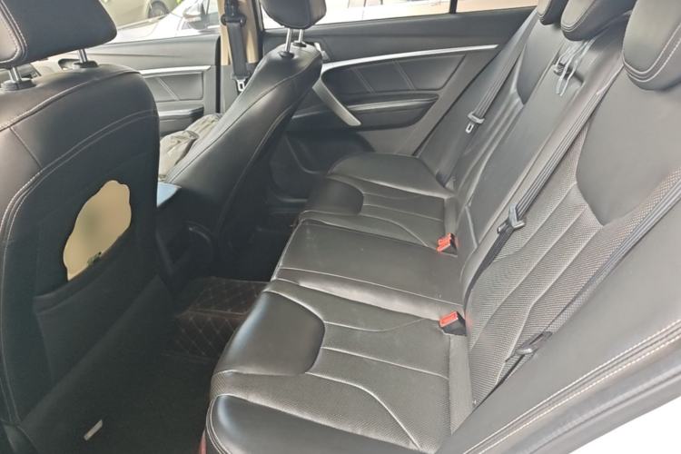Used Geely Auto Emgrand 2017 Sedan Million Edition 1.5L Manual - Upward Version Left Rear Seat