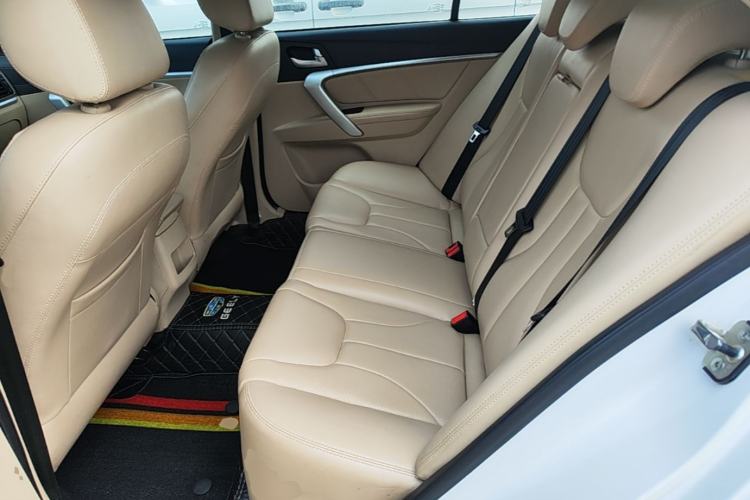 Used Geely Auto Emgrand 2017 Sedan Million Edition 1.5L CVT Luxury Model Left Rear Seat