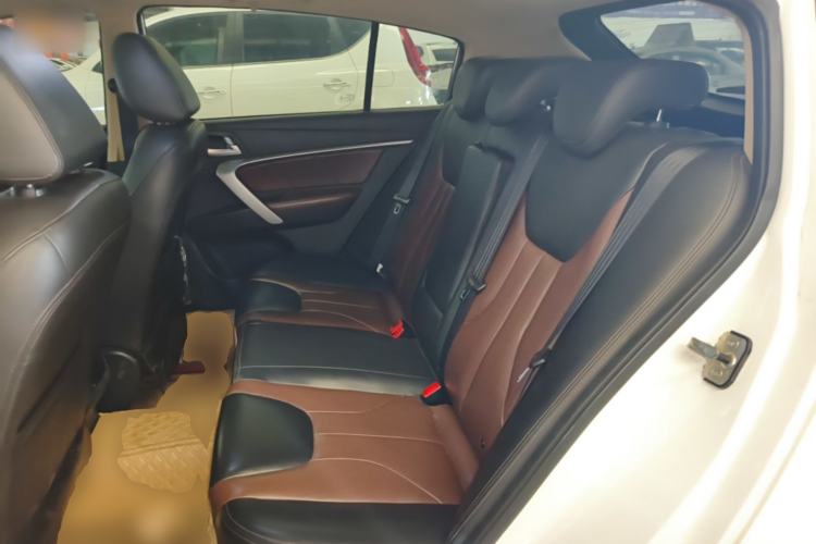 Used Geely Auto Emgrand 2017 Hatchback RS Million Edition 1.5L CVT Upward Version Left Rear Seat