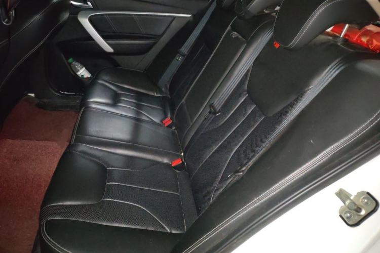 Used Geely Auto Emgrand 2017 Sedan Million Edition 1.5L CVT Upward Connectivity Version Left Rear Seat