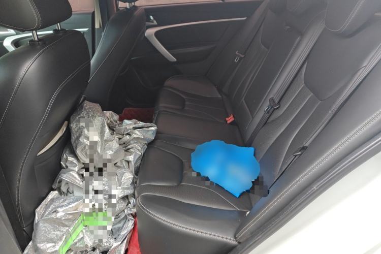 Used Geely Auto Emgrand 2017 Sedan Million Edition 1.5L CVT Upward Connectivity Version Left Rear Seat