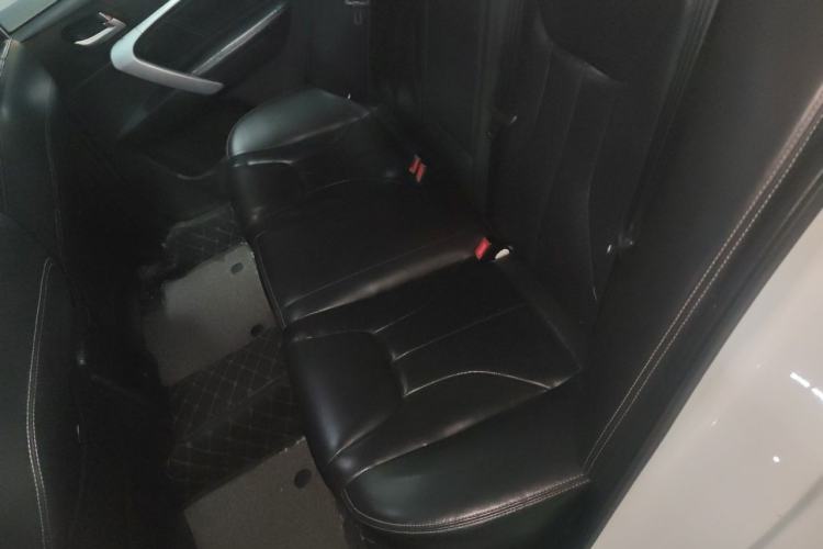Used Geely Auto Emgrand 2017 Sedan Million Edition 1.5L Manual - Upward Version Left Rear Seat