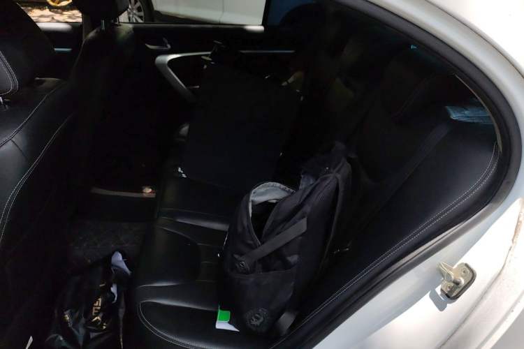 Used Geely Auto Emgrand 2017 Sedan Million Edition 1.5L Manual - Upward Version Left Rear Seat