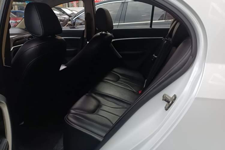 Used Geely Auto Emgrand 2017 Sedan Million Edition 1.5L Manual - Upward Version Left Rear Seat