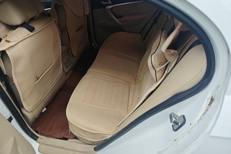 Used Geely Auto Emgrand 2017 Sedan Million Edition 1.5L Manual Luxury Model Left Rear Seat