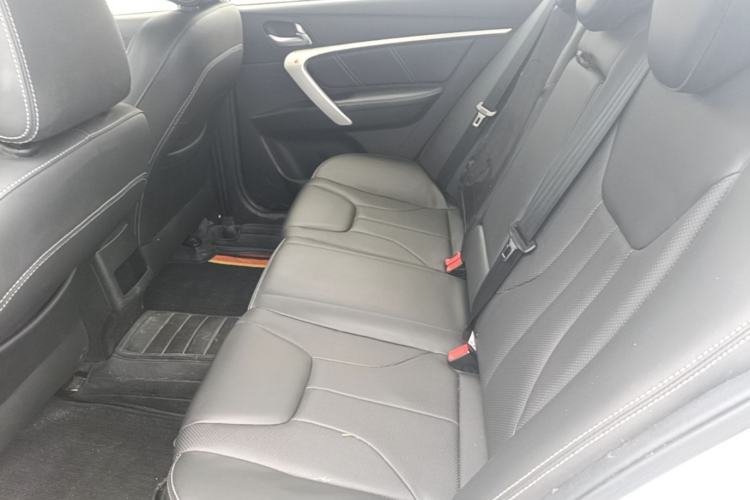 Used Geely Auto Emgrand 2017 Sedan Million Edition 1.5L Manual - Upward Version Left Rear Seat