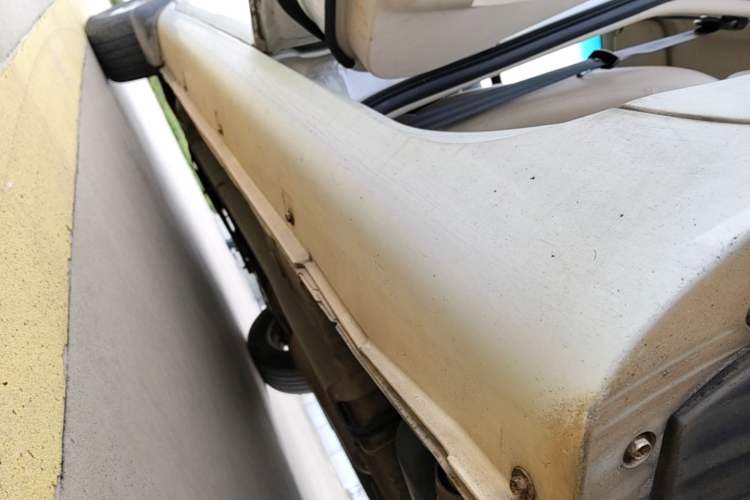 Used Geely Auto Emgrand 2017 Sedan Million Edition 1.5L CVT Luxury Model Left Side Sill