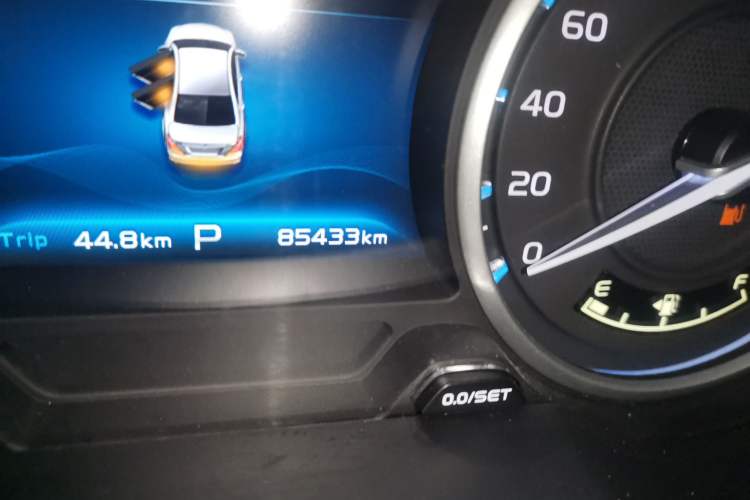 Used Geely Auto Emgrand 2017 Sedan Million Edition 1.5L CVT Upward Connectivity Version Odometer Close Up