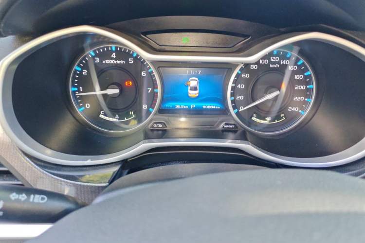 Used Geely Auto Emgrand 2017 Sedan Million Edition 1.5L CVT Upward Version Odometer Close Up