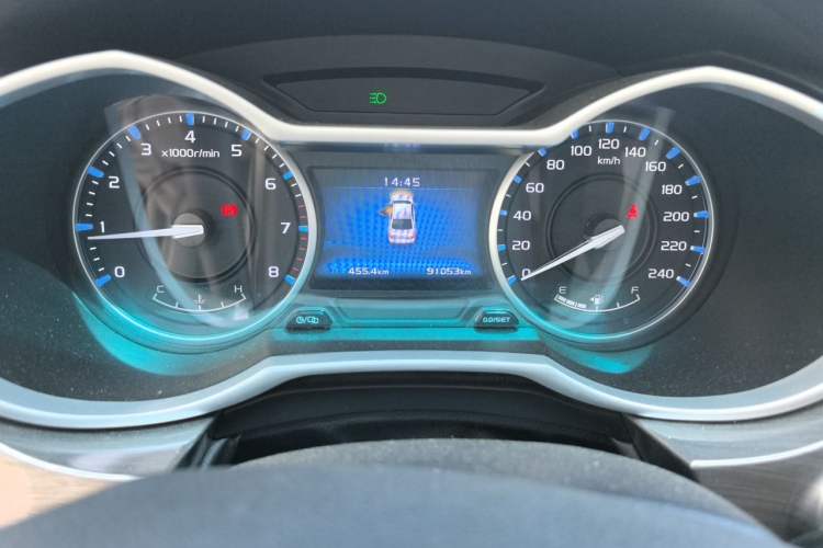 Used Geely Auto Emgrand 2017 Sedan Million Edition 1.5L Manual Luxury Model Odometer Close Up