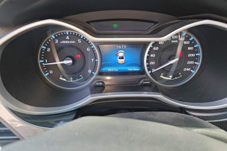 Used Geely Auto Emgrand 2017 Sedan Million Edition 1.5L Manual - Upward Version Odometer Close Up