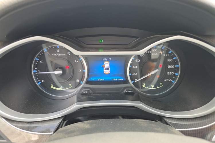 Used Geely Auto Emgrand 2017 Sedan Million Edition 1.5L Manual - Upward Version Odometer Close Up