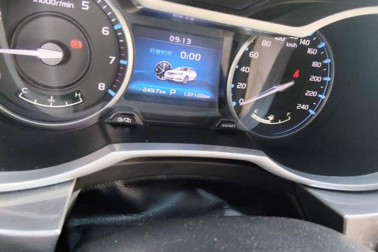 Used Geely Auto Emgrand 2017 Sedan Million Edition 1.5L CVT Luxury Model Odometer Close Up