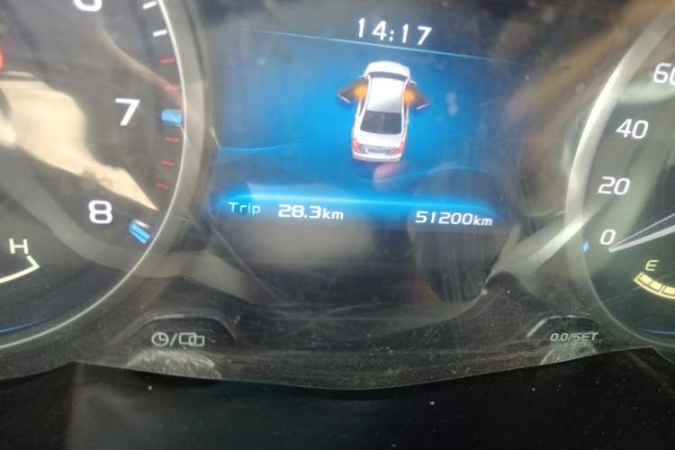 Used Geely Auto Emgrand 2017 Sedan Million Edition 1.5L Manual - Upward Version Odometer Close Up
