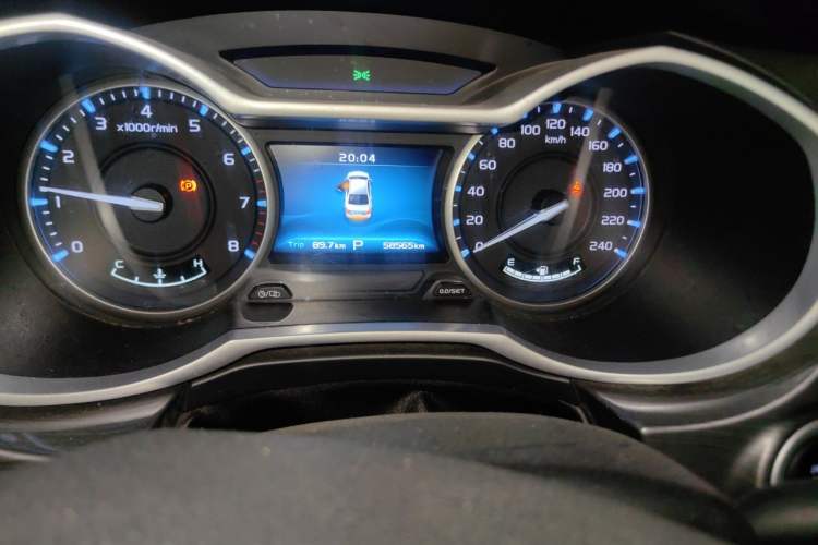 Used Geely Auto Emgrand 2017 Sedan Million Edition 1.5L CVT Luxury Model Odometer Close Up