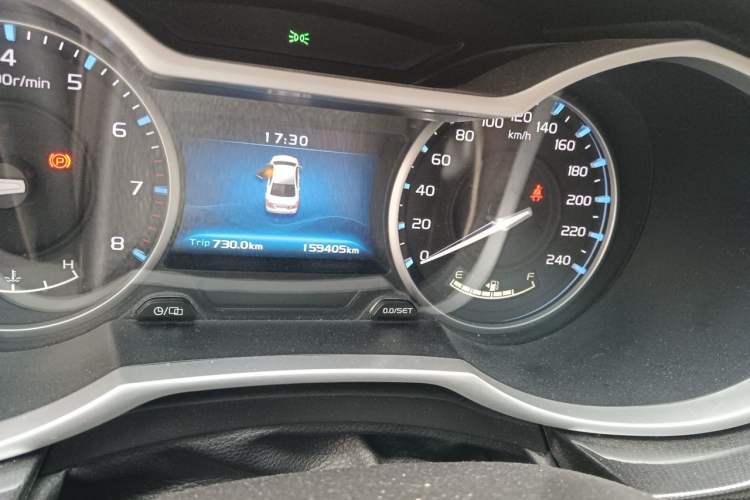 Used Geely Auto Emgrand 2017 Sedan Million Edition 1.5L Manual - Upward Version Odometer Close Up