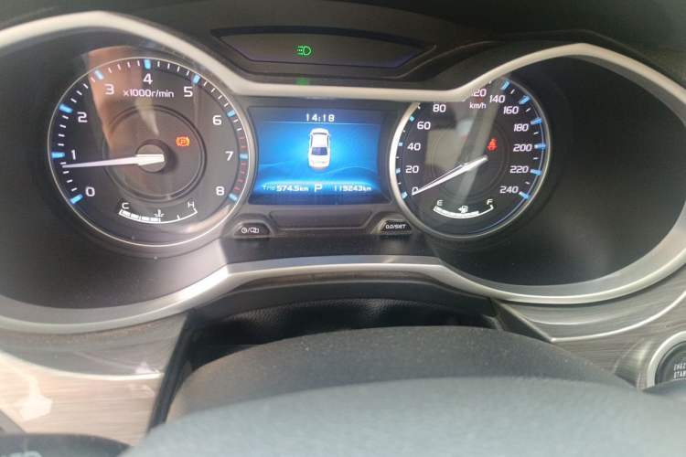 Used Geely Auto Emgrand 2017 Sedan Million Edition 1.5L CVT Luxury Model Odometer Close Up