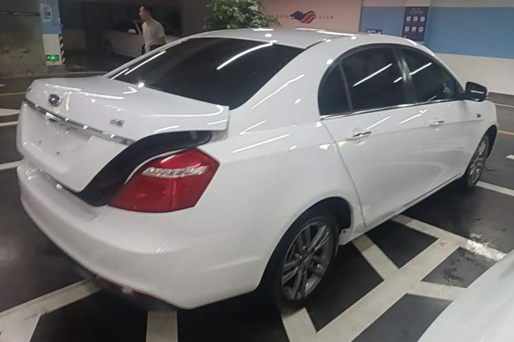 Used Geely Auto Emgrand 2017 Sedan Million Edition 1.5L CVT Upward Version Rear Right 45 Deg