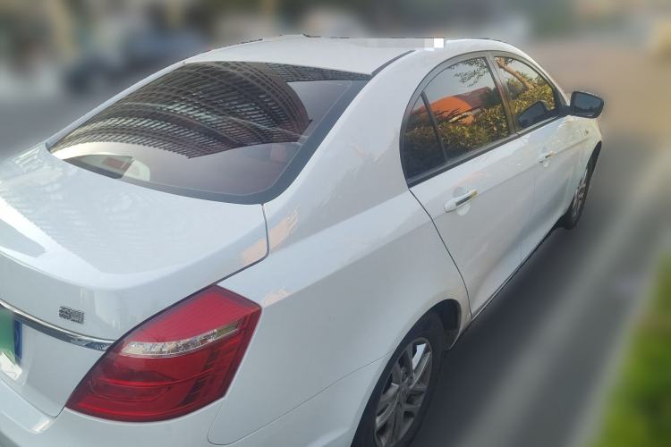 Used Geely Auto Emgrand 2017 Sedan Million Edition 1.5L Manual Luxury Model Rear Right 45 Deg