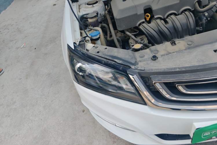 Used Geely Auto Emgrand 2017 Sedan Million Edition 1.5L Manual - Upward Version Right Front Headlight
