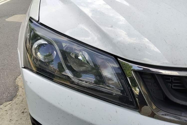 Used Geely Auto Emgrand 2017 Hatchback RS Million Edition 1.5L CVT Upward Version Right Front Headlight