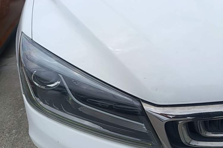 Used Geely Auto Emgrand 2017 Sedan Million Edition 1.5L Manual - Upward Version Right Front Headlight