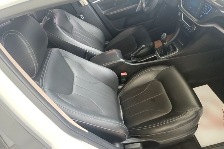 Used Geely Auto Emgrand 2017 Sedan Million Edition 1.5L Manual - Upward Version Right Front Seat