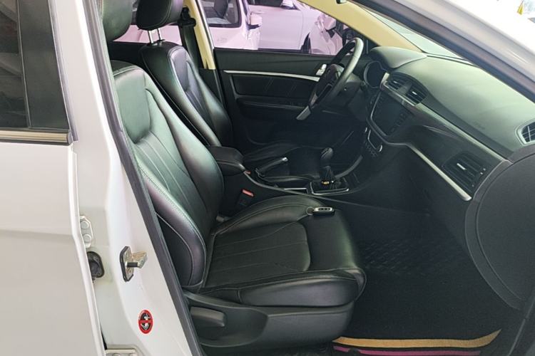Used Geely Auto Emgrand 2017 Sedan Million Edition 1.5L Manual - Upward Version Right Front Seat