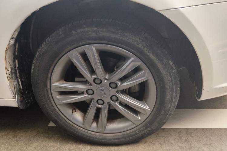 Used Geely Auto Emgrand 2017 Sedan Million Edition 1.5L Manual - Upward Version Right Front Wheel Hub
