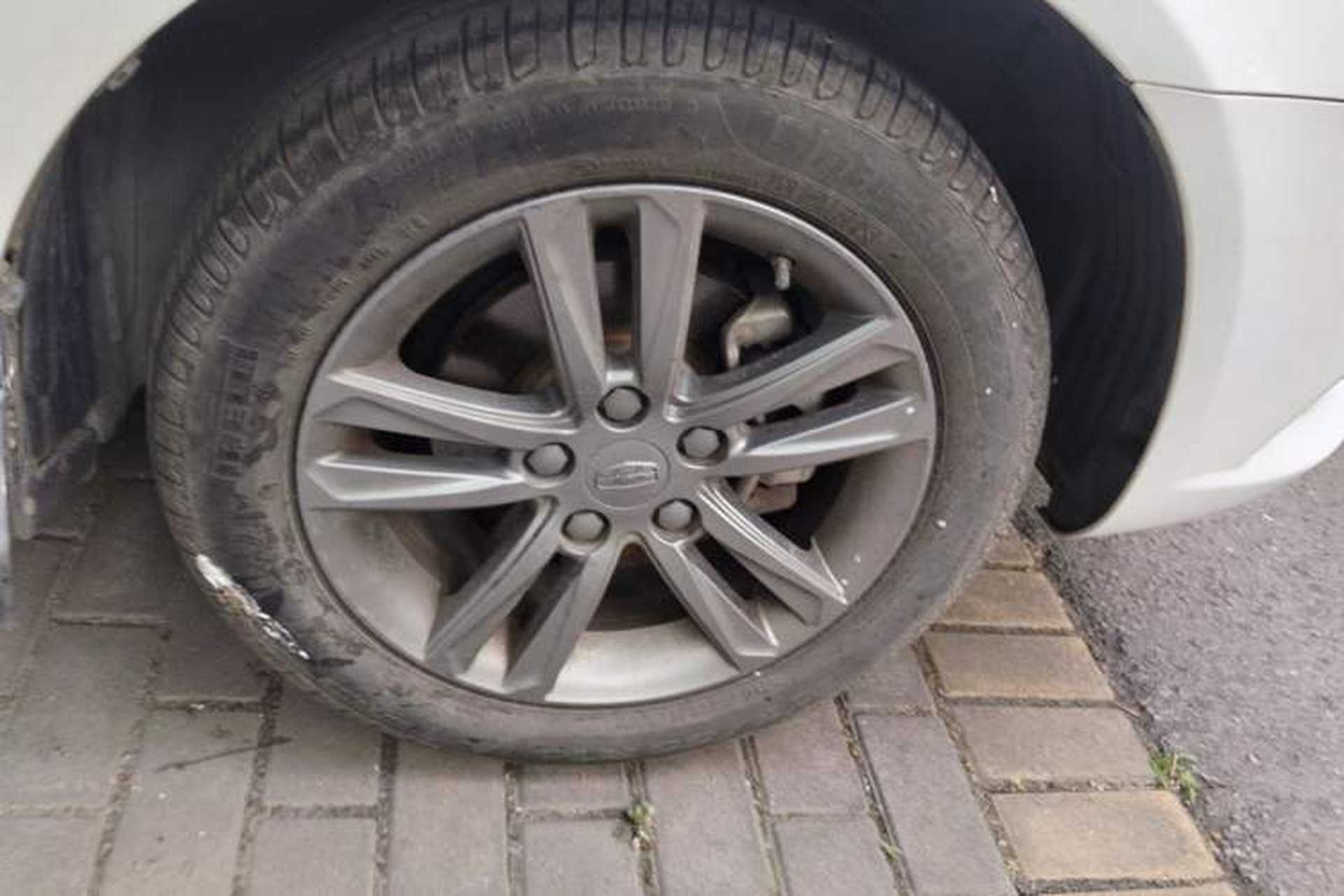 Used Geely Auto Emgrand 2017 Sedan Million Edition 1.5L Manual - Upward Version Right Front Wheel Hub
