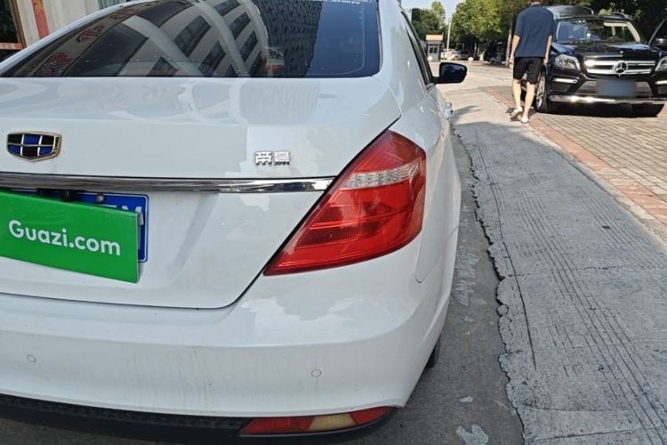 Used Geely Auto Emgrand 2017 Sedan Million Edition 1.5L Manual Upward Connect Version Right Rear Taillight
