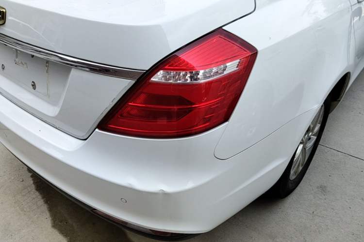 Used Geely Auto Emgrand 2017 Sedan Million Edition 1.5L Manual Luxury Model Right Rear Taillight