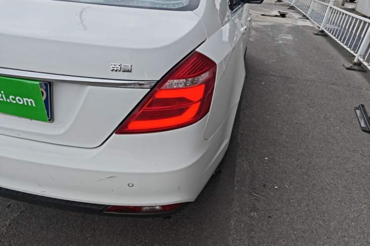 Used Geely Auto Emgrand 2017 Sedan Million Edition 1.5L Manual - Upward Version Right Rear Taillight