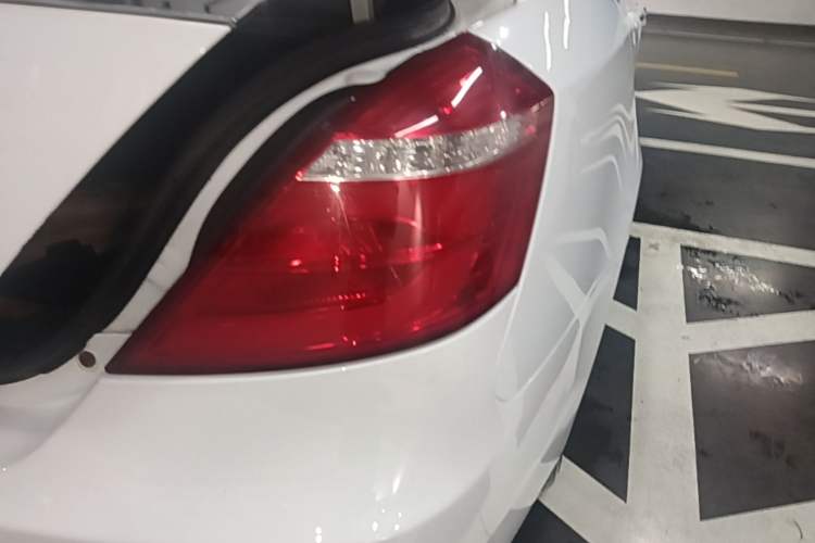Used Geely Auto Emgrand 2017 Sedan Million Edition 1.5L CVT Upward Version Right Rear Taillight